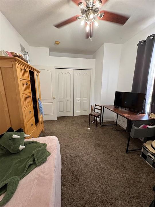 For Sale: $184,900 (2 beds, 2 baths, 1268 Square Feet)