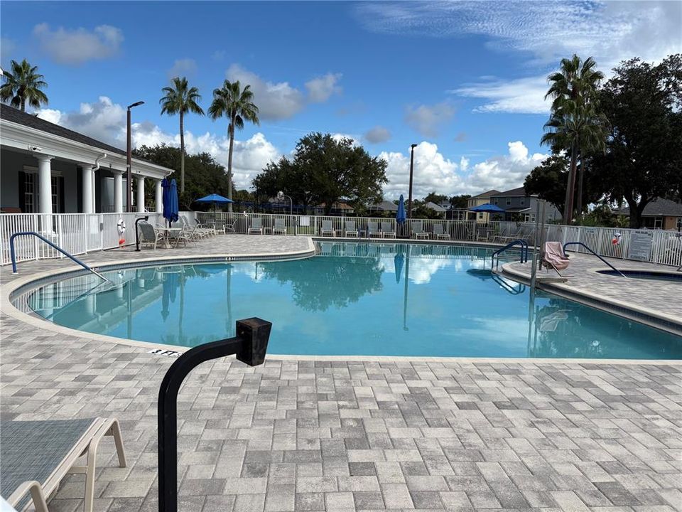 For Sale: $184,900 (2 beds, 2 baths, 1268 Square Feet)