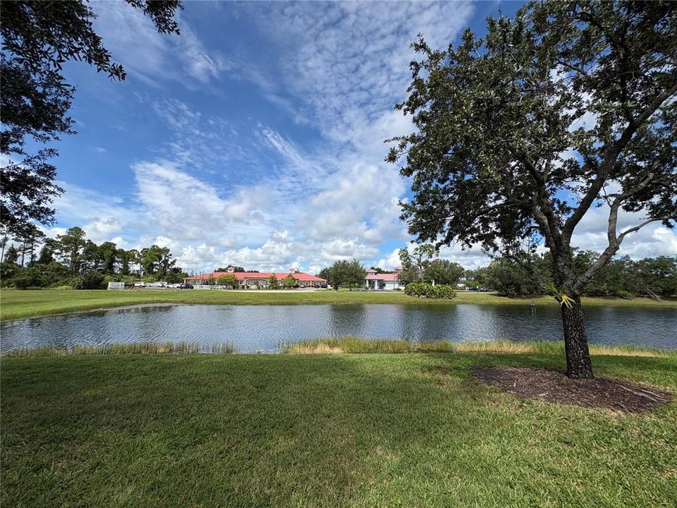 For Sale: $184,900 (2 beds, 2 baths, 1268 Square Feet)