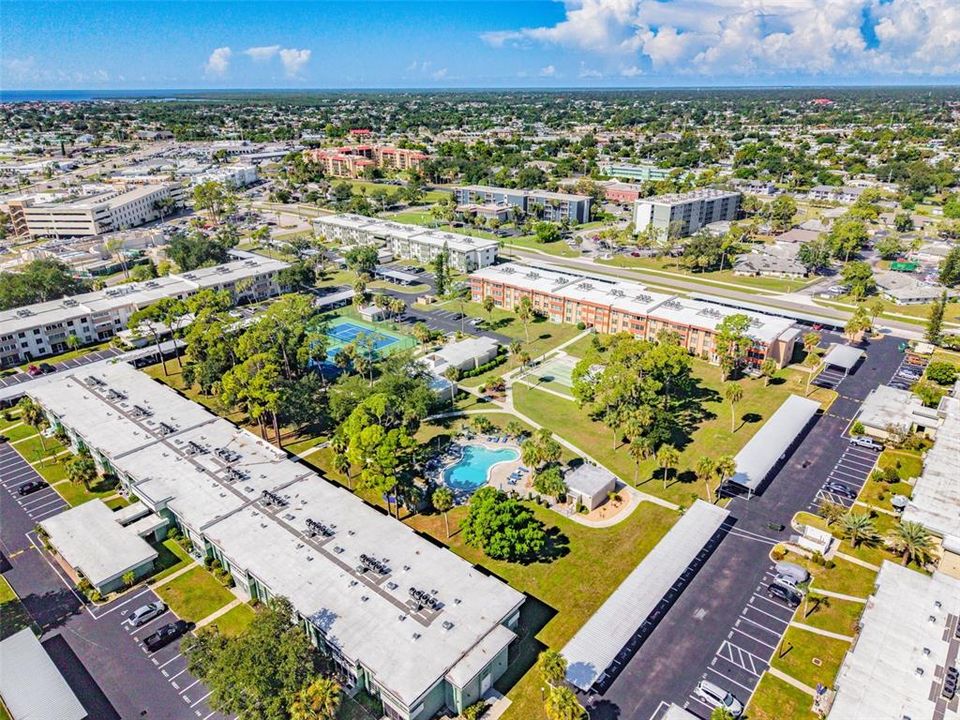 En Venta: $87,000 (2 camas, 2 baños, 919 Pies cuadrados)