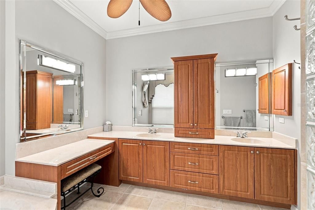 Active With Contract: $860,000 (3 beds, 2 baths, 2453 Square Feet)