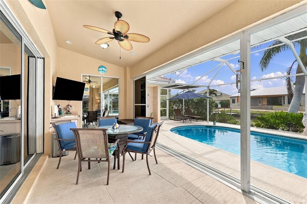 Active With Contract: $860,000 (3 beds, 2 baths, 2453 Square Feet)