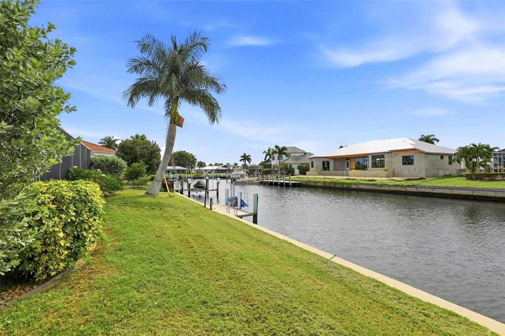 Active With Contract: $860,000 (3 beds, 2 baths, 2453 Square Feet)