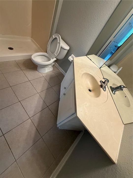 For Rent: $1,999 (3 beds, 2 baths, 1247 Square Feet)