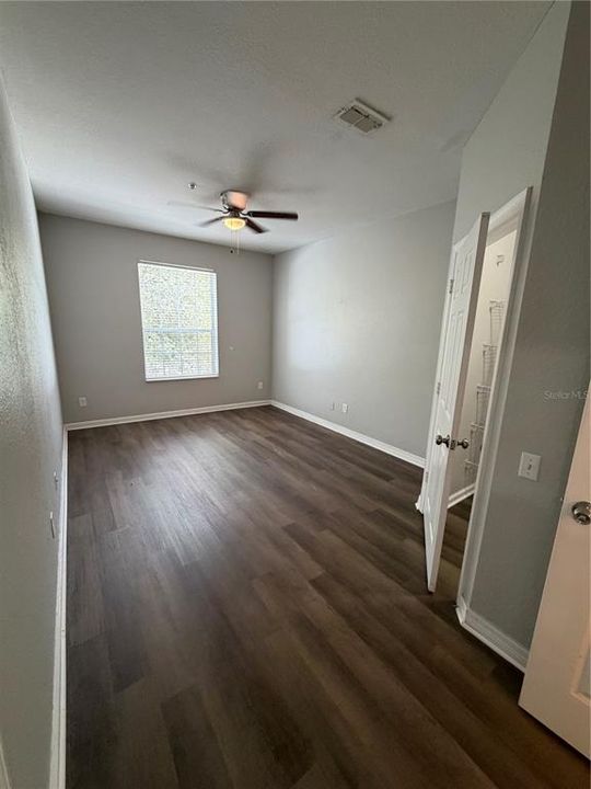 For Rent: $1,999 (3 beds, 2 baths, 1247 Square Feet)