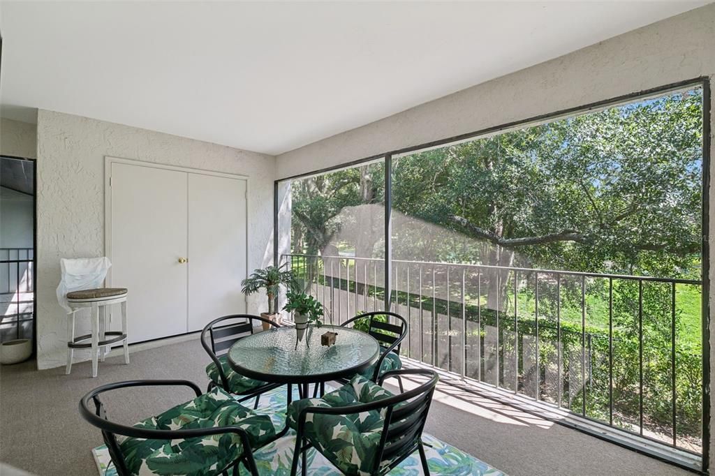 For Sale: $230,000 (2 beds, 2 baths, 1339 Square Feet)