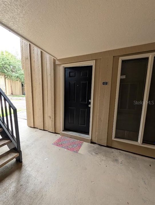For Rent: $1,150 (1 beds, 1 baths, 630 Square Feet)
