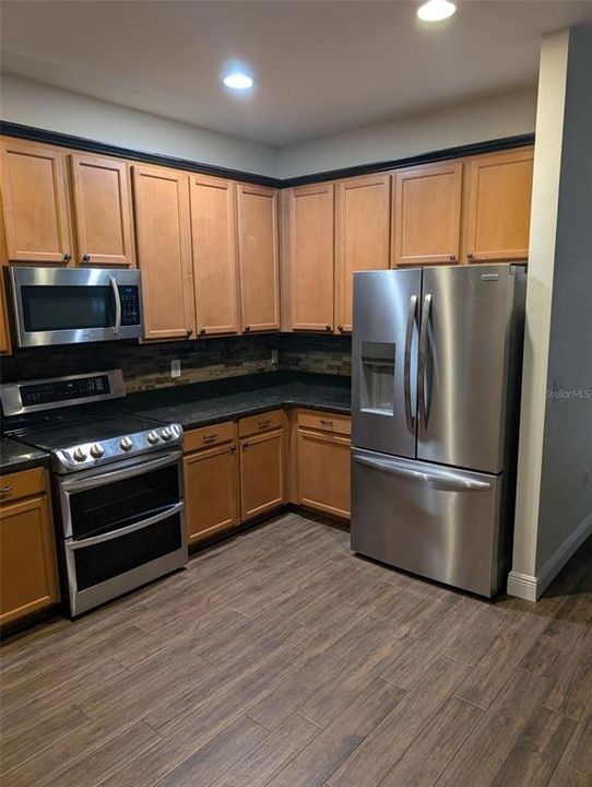 En Venta: $395,000 (4 camas, 2 baños, 2666 Pies cuadrados)
