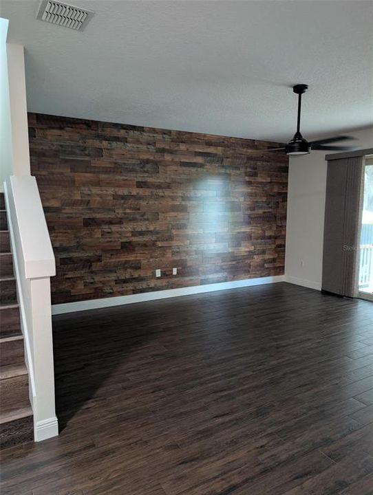 En Venta: $395,000 (4 camas, 2 baños, 2666 Pies cuadrados)