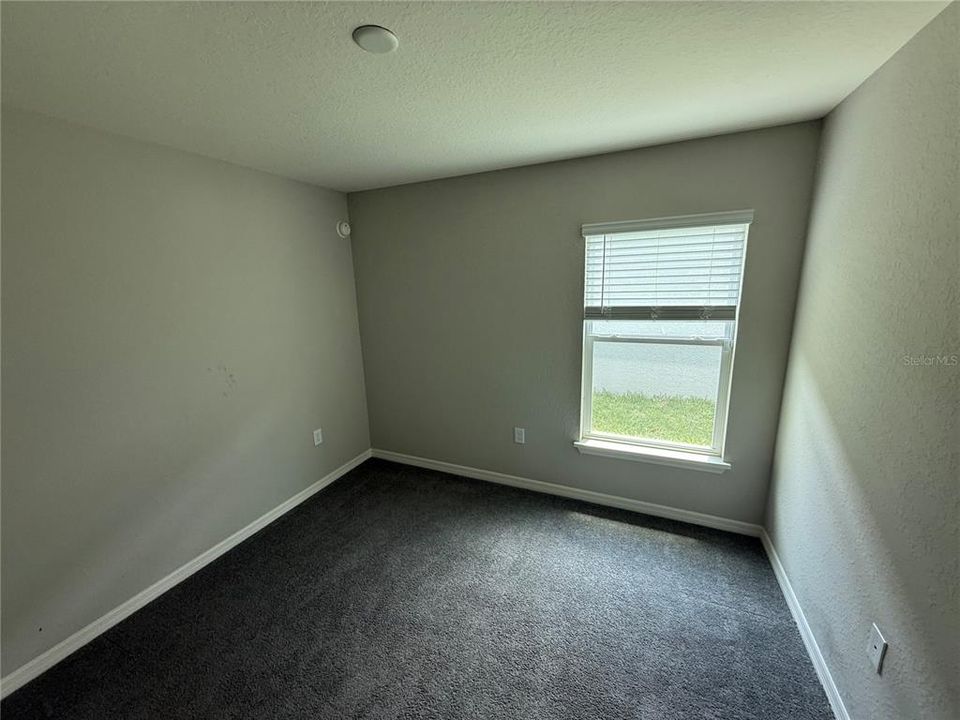 For Sale: $233,000 (4 beds, 2 baths, 1707 Square Feet)