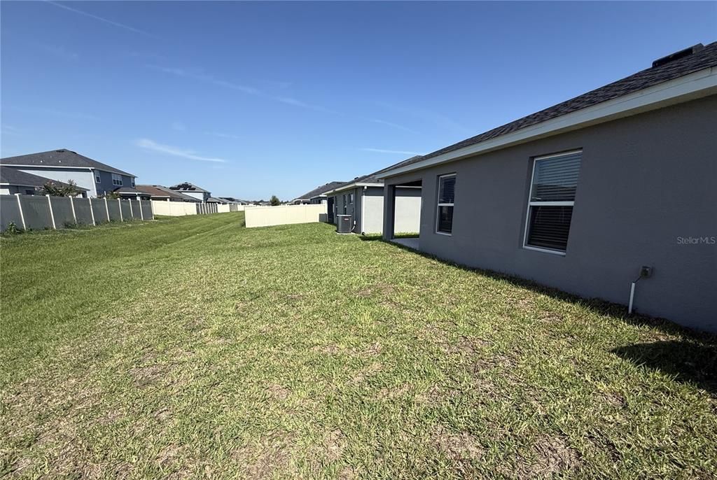 For Sale: $233,000 (4 beds, 2 baths, 1707 Square Feet)