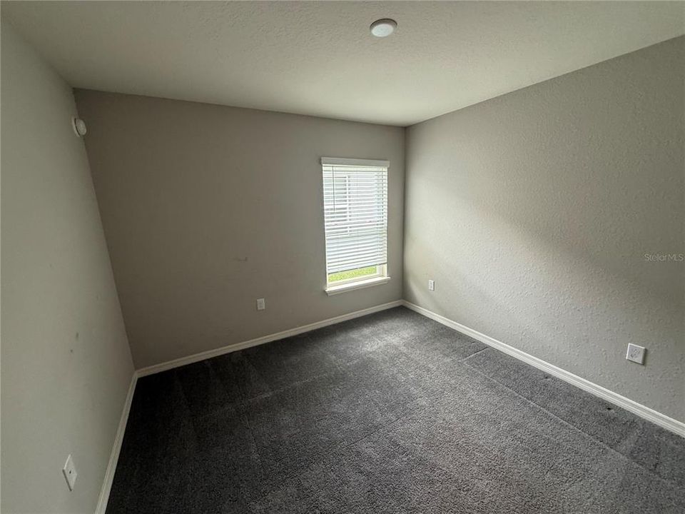 For Sale: $233,000 (4 beds, 2 baths, 1707 Square Feet)