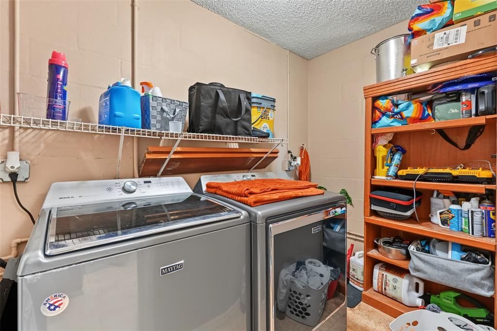 Activo con contrato: $254,900 (3 camas, 2 baños, 1252 Pies cuadrados)