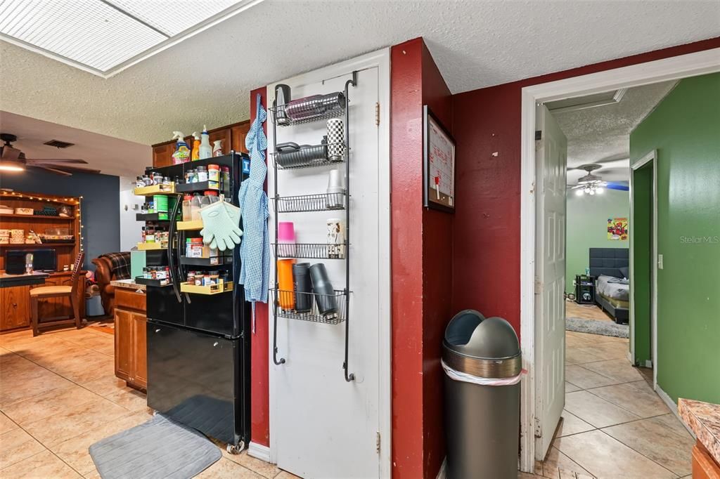 Activo con contrato: $254,900 (3 camas, 2 baños, 1252 Pies cuadrados)
