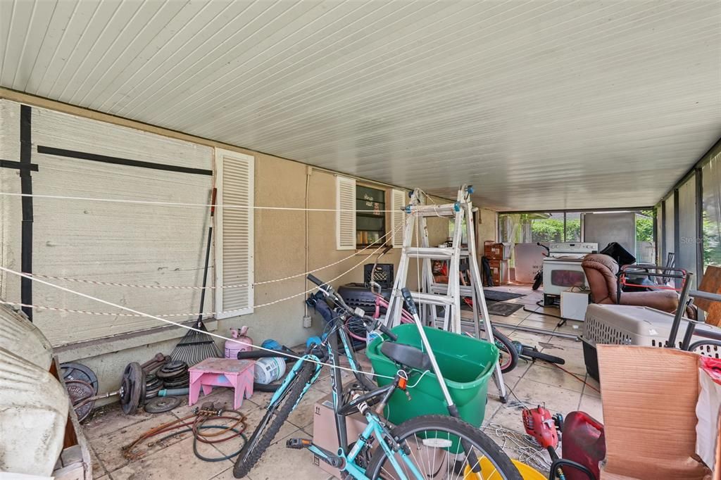 Activo con contrato: $254,900 (3 camas, 2 baños, 1252 Pies cuadrados)