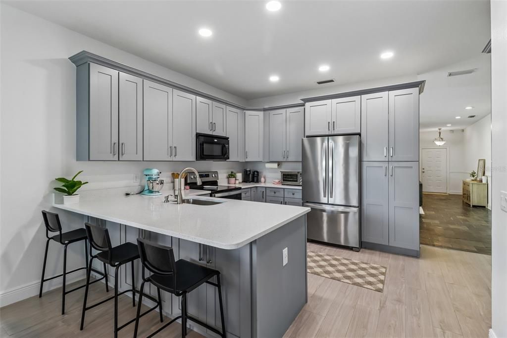 For Sale: $450,000 (3 beds, 2 baths, 1690 Square Feet)