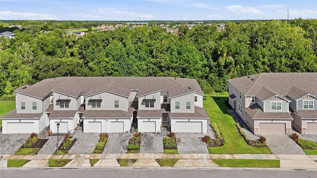 For Rent: $2,400 (3 beds, 2 baths, 1559 Square Feet)