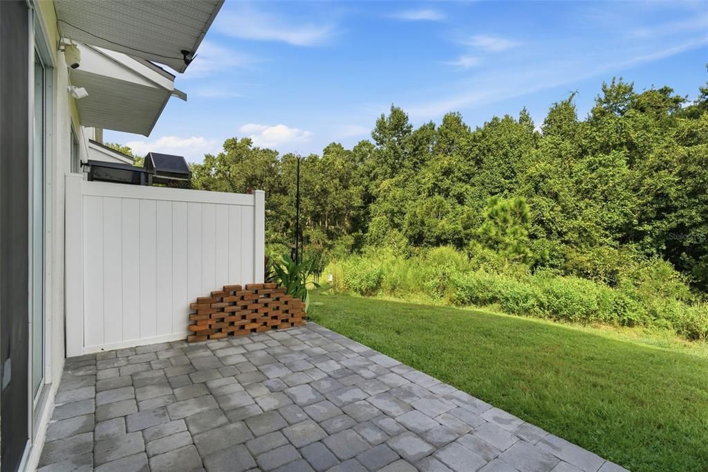 For Rent: $2,400 (3 beds, 2 baths, 1559 Square Feet)