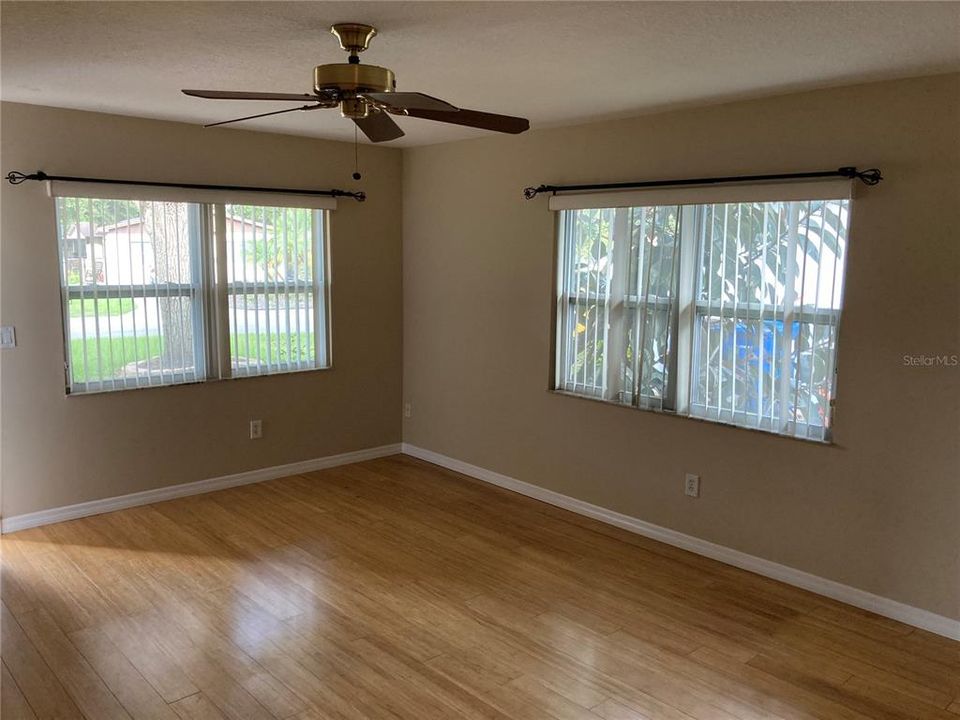 For Rent: $2,500 (2 beds, 2 baths, 1135 Square Feet)