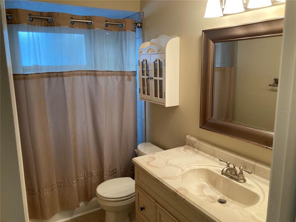 For Rent: $2,500 (2 beds, 2 baths, 1135 Square Feet)