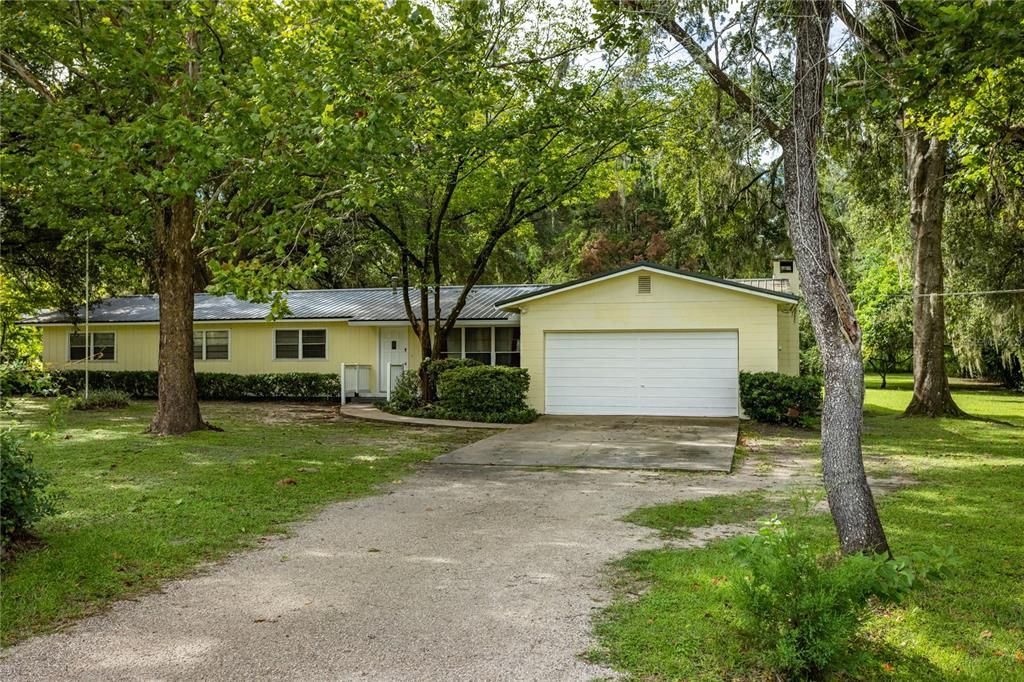 En Venta: $349,000 (4 camas, 2 baños, 2280 Pies cuadrados)
