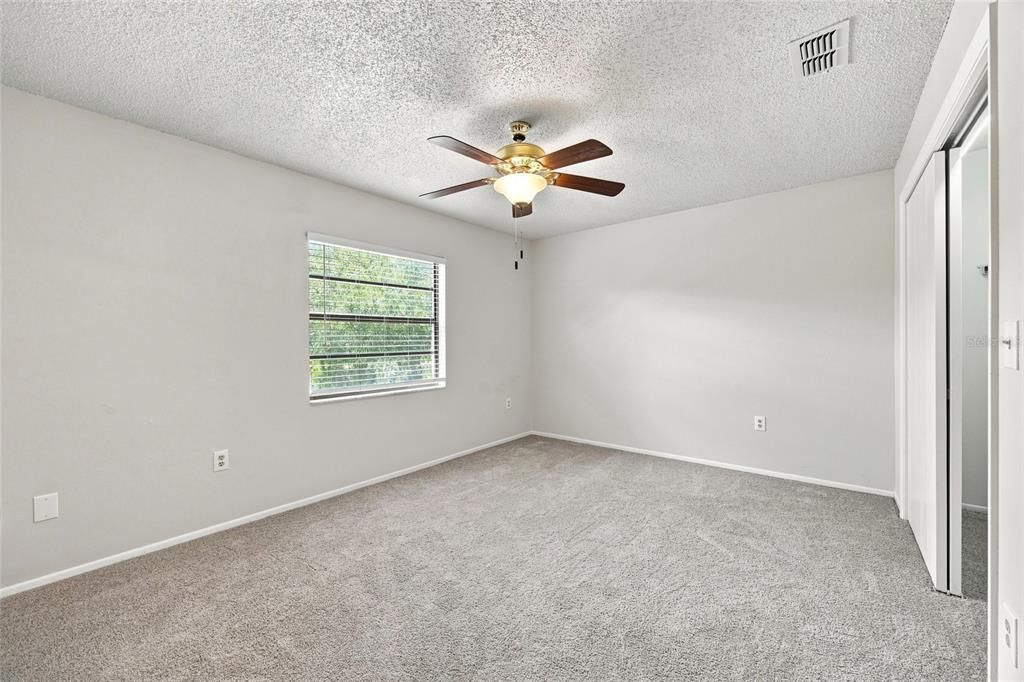 For Sale: $295,000 (3 beds, 2 baths, 1595 Square Feet)