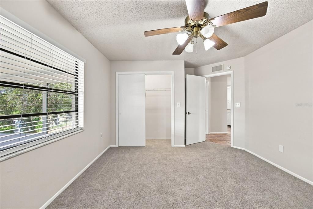 For Sale: $295,000 (3 beds, 2 baths, 1595 Square Feet)