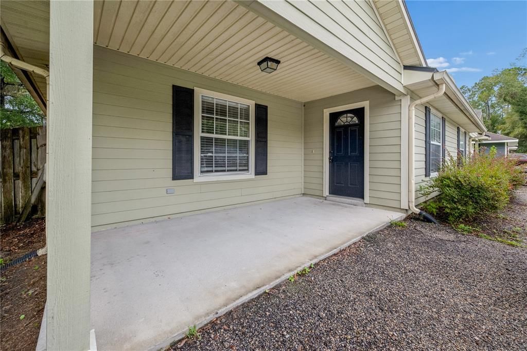 For Sale: $409,000 (6 beds, 0 baths, 2844 Square Feet)