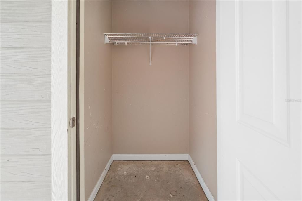 For Sale: $409,000 (6 beds, 0 baths, 2844 Square Feet)