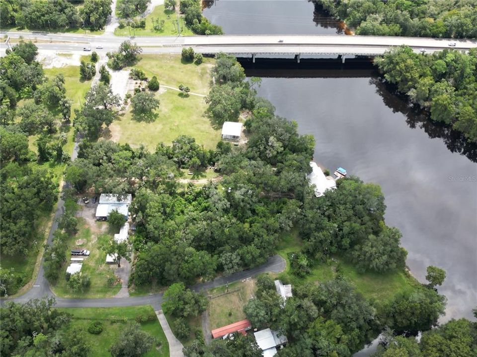 На продажу: $42,000 (1.21 acres)