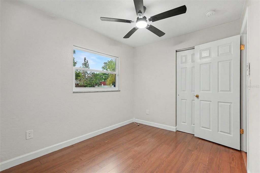 For Sale: $310,000 (3 beds, 1 baths, 980 Square Feet)