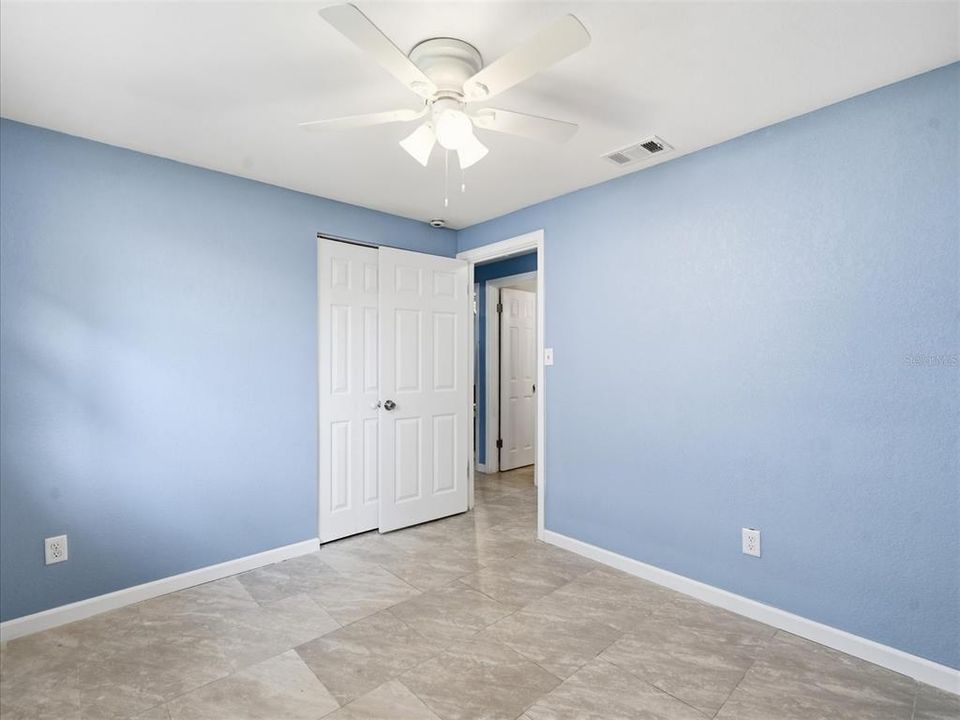For Sale: $325,000 (4 beds, 1 baths, 1216 Square Feet)