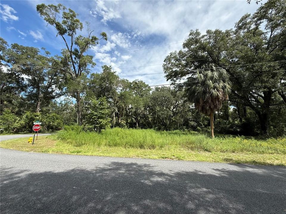 En Venta: $8,550 (0.19 acres)
