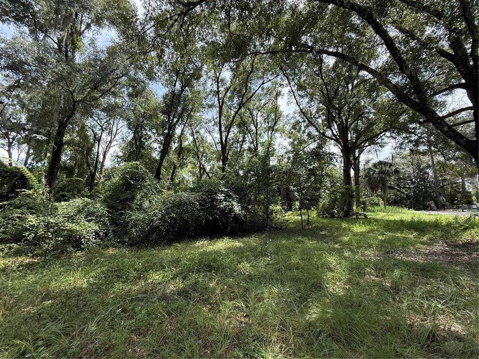 На продажу: $10,350 (0.23 acres)
