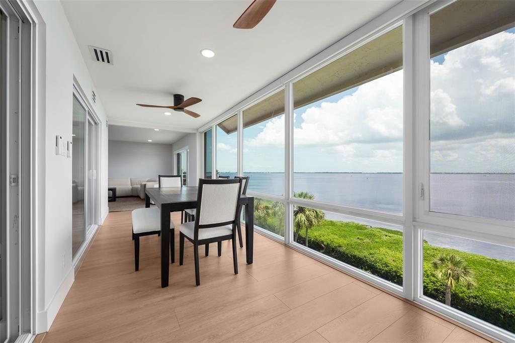 For Sale: $799,999 (2 beds, 2 baths, 1312 Square Feet)