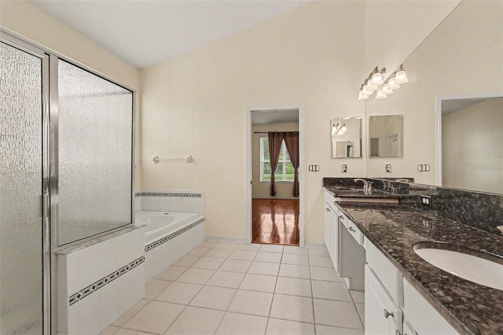 For Sale: $474,900 (4 beds, 2 baths, 2300 Square Feet)