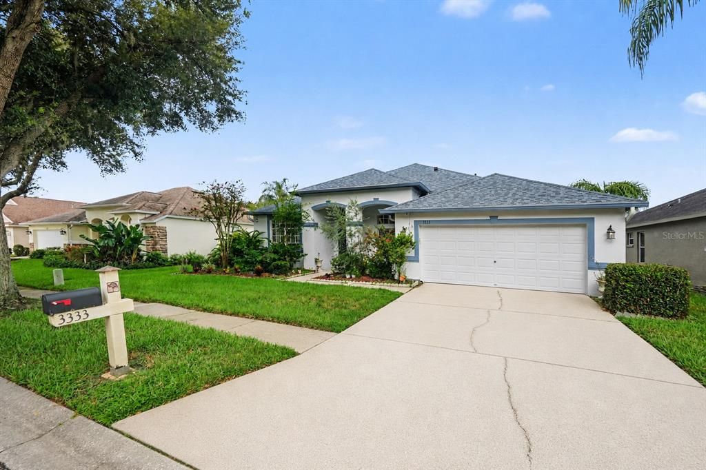 For Sale: $474,900 (4 beds, 2 baths, 2300 Square Feet)