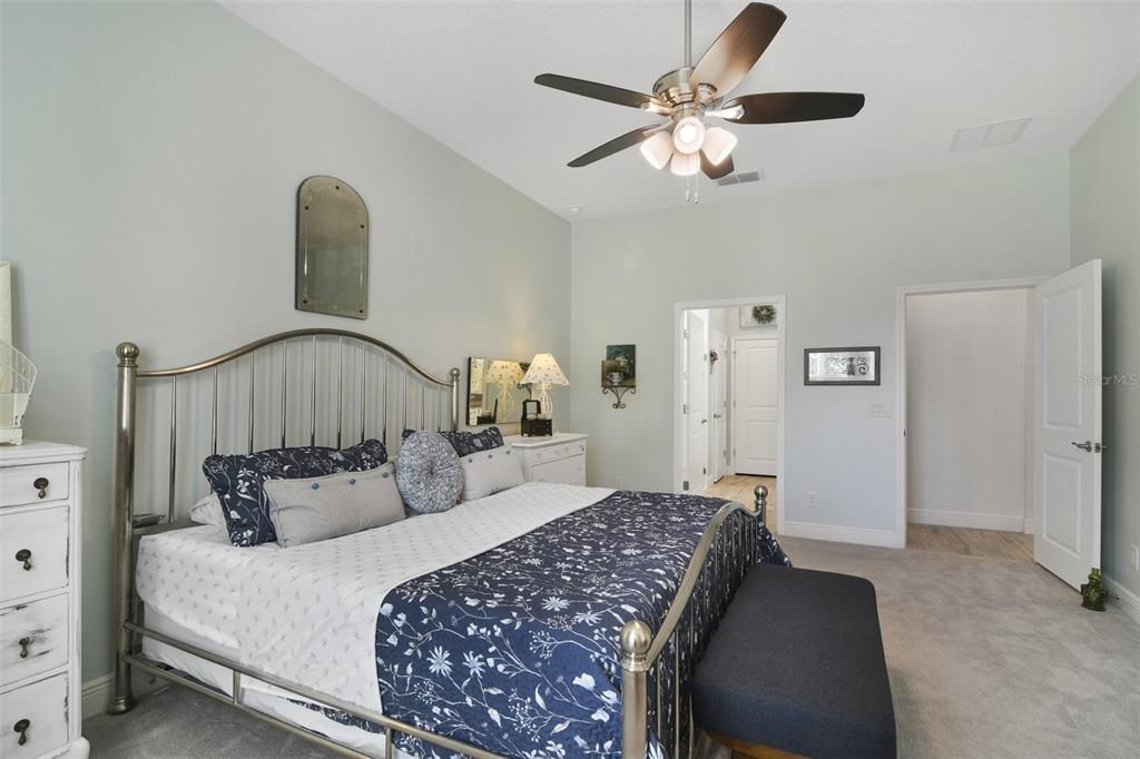 En Venta: $419,999 (2 camas, 2 baños, 1778 Pies cuadrados)