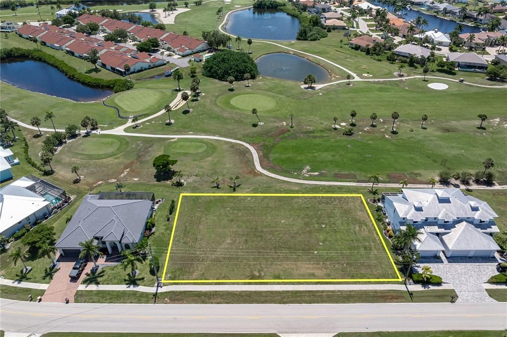 待售: $265,000 (0.52 acres)