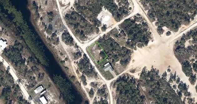 En Venta: $7,800 (0.24 acres)