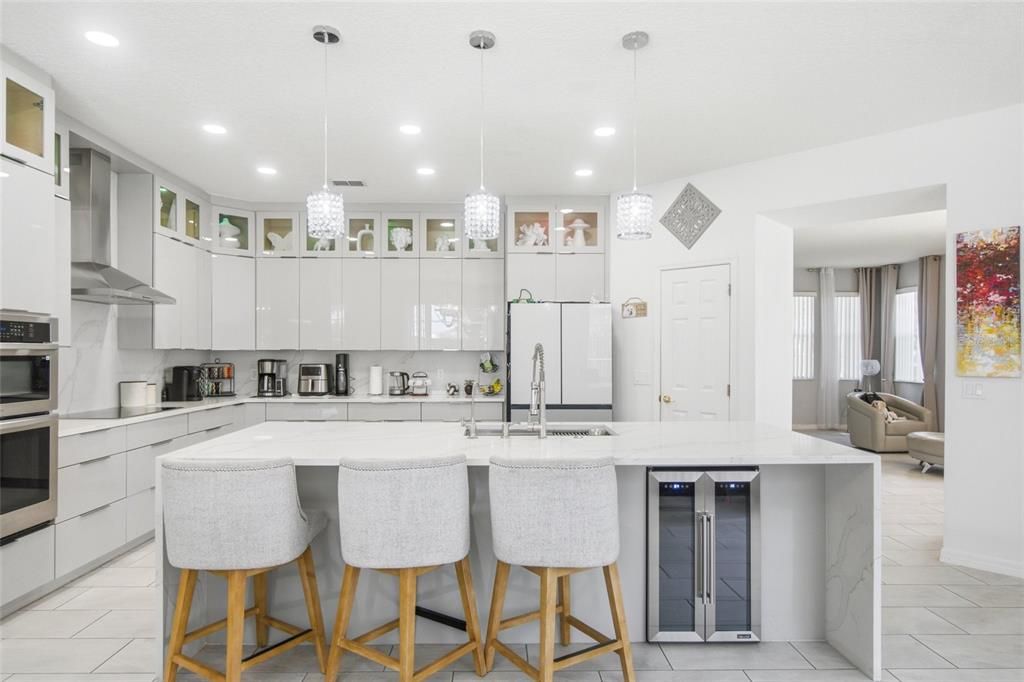 For Sale: $520,000 (4 beds, 3 baths, 2620 Square Feet)