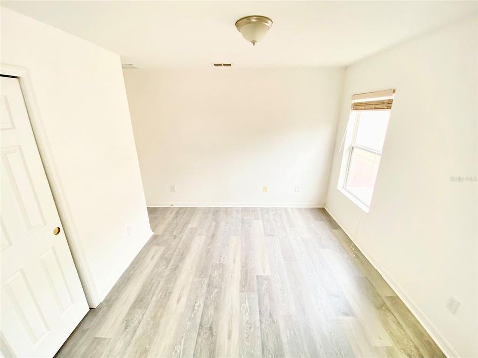 For Rent: $2,700 (3 beds, 2 baths, 2824 Square Feet)