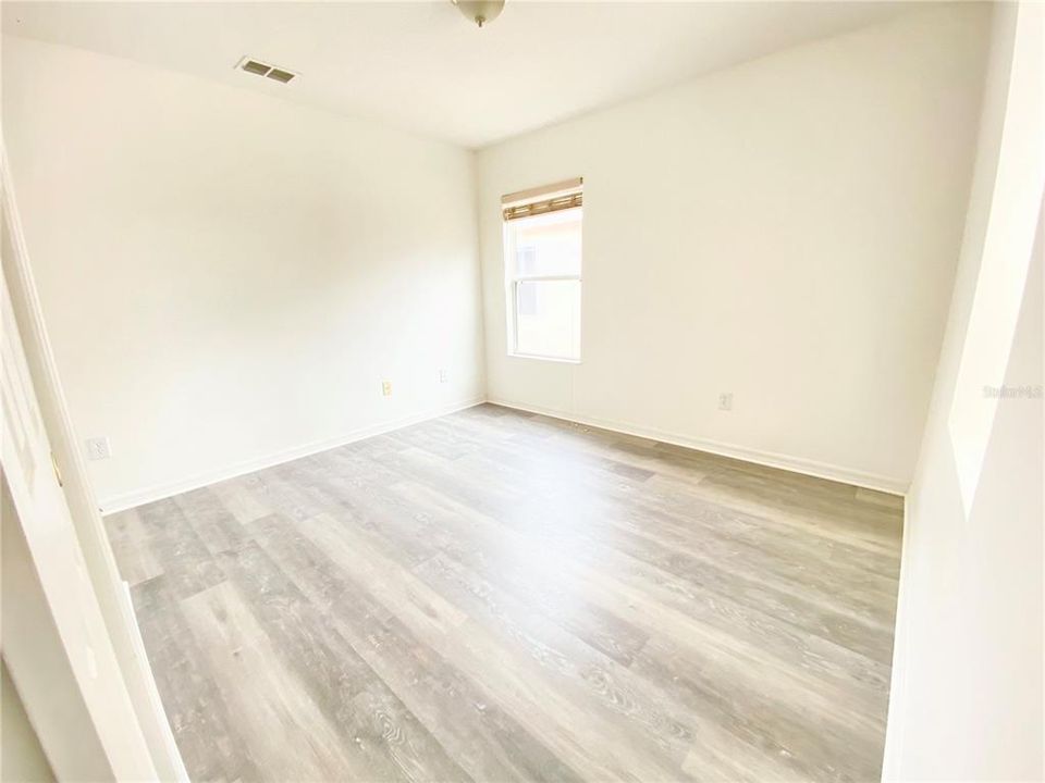 For Rent: $2,700 (3 beds, 2 baths, 2824 Square Feet)