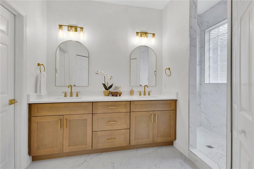 En Venta: $474,900 (3 camas, 2 baños, 1853 Pies cuadrados)