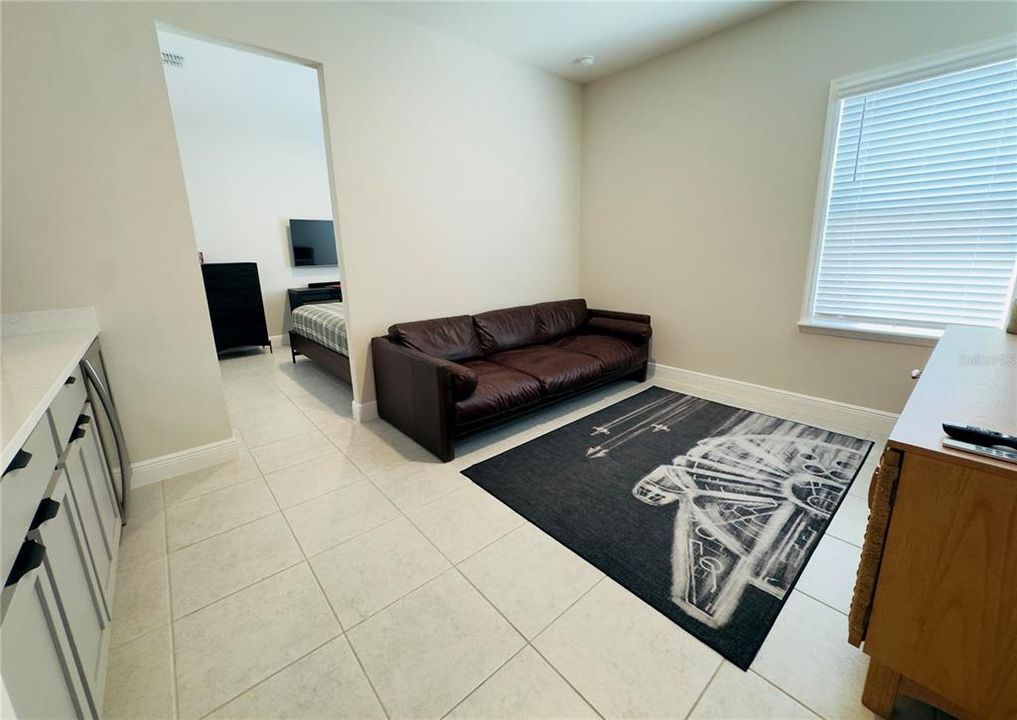 En Venta: $499,900 (3 camas, 3 baños, 2472 Pies cuadrados)