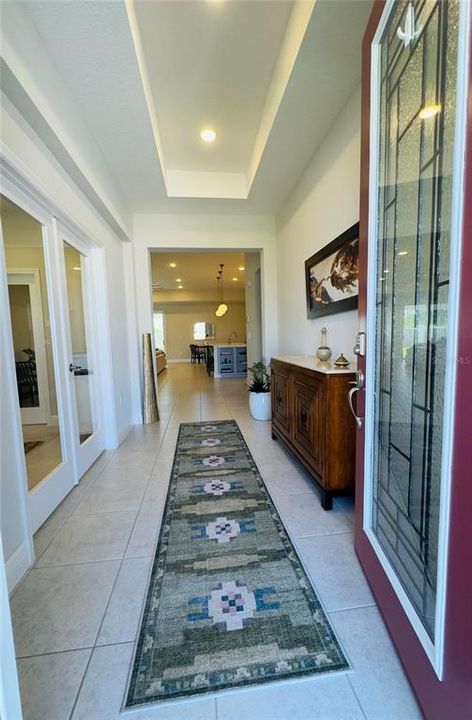 En Venta: $499,900 (3 camas, 3 baños, 2472 Pies cuadrados)