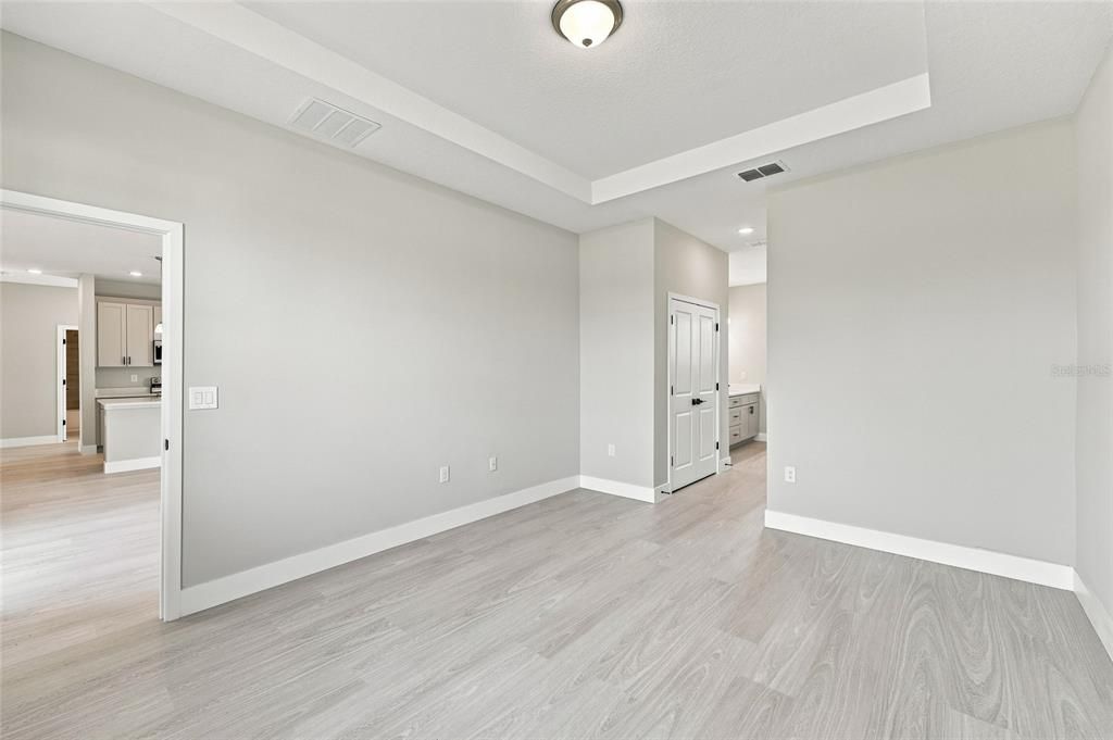 For Sale: $310,590 (4 beds, 2 baths, 1770 Square Feet)