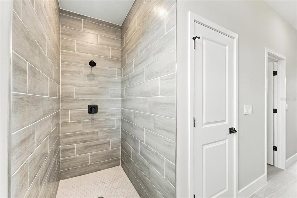 For Sale: $310,590 (4 beds, 2 baths, 1770 Square Feet)
