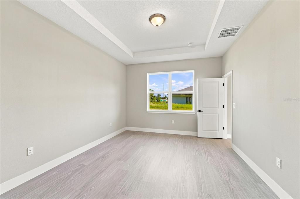 For Sale: $310,590 (4 beds, 2 baths, 1770 Square Feet)