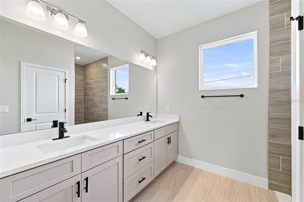 For Sale: $310,590 (4 beds, 2 baths, 1770 Square Feet)
